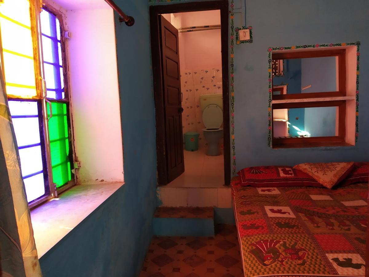 Hotel Paramount Palace Pushkar Bagian luar foto