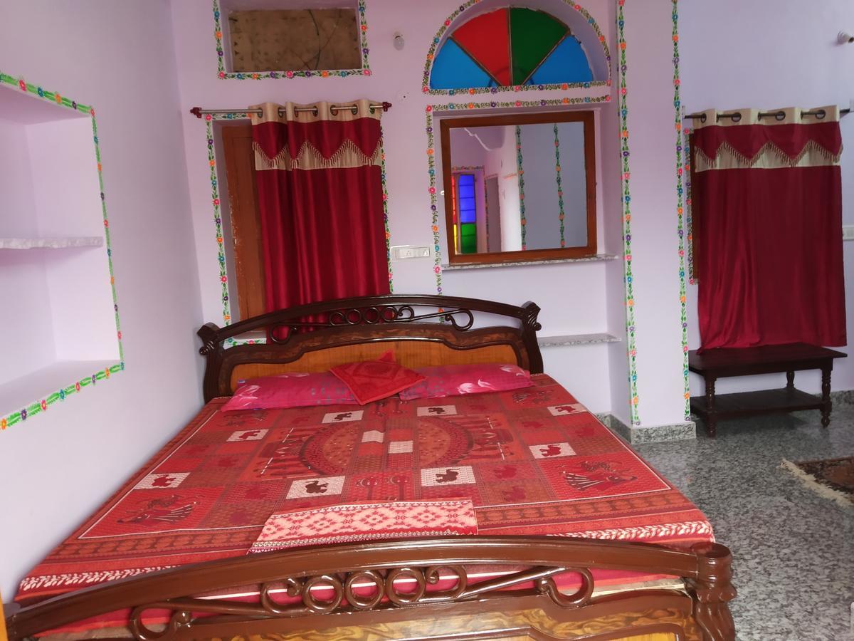 Hotel Paramount Palace Pushkar Bagian luar foto