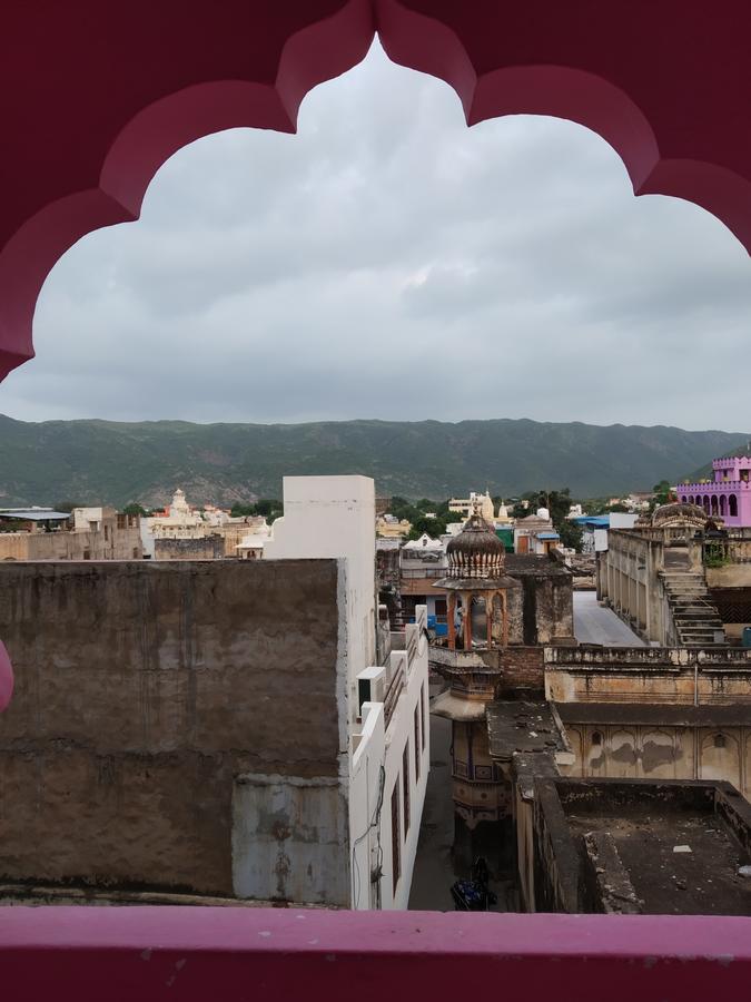 Hotel Paramount Palace Pushkar Bagian luar foto